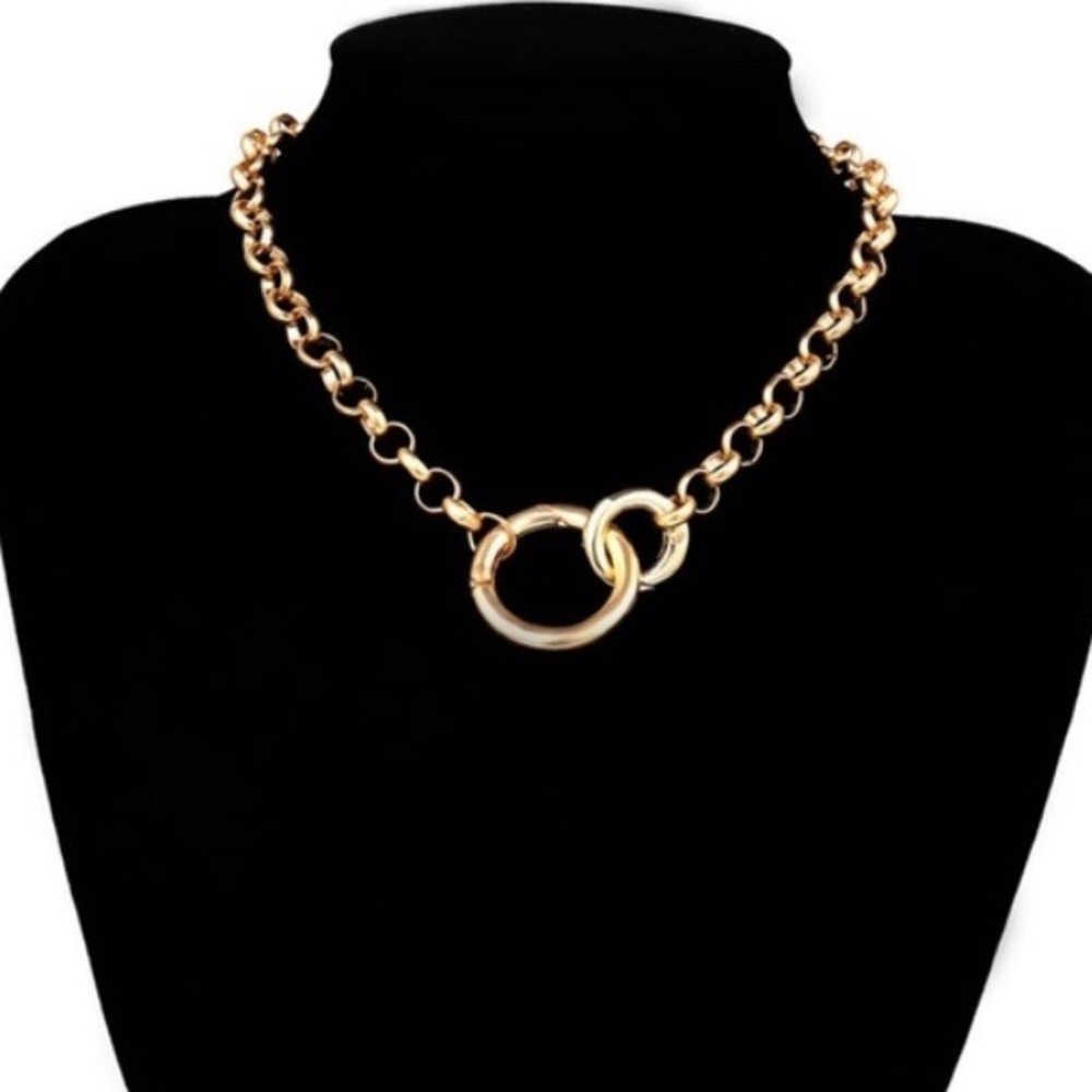 **New Punk Gold Big Round Pendant Collar Choker - Picture 3 of 5